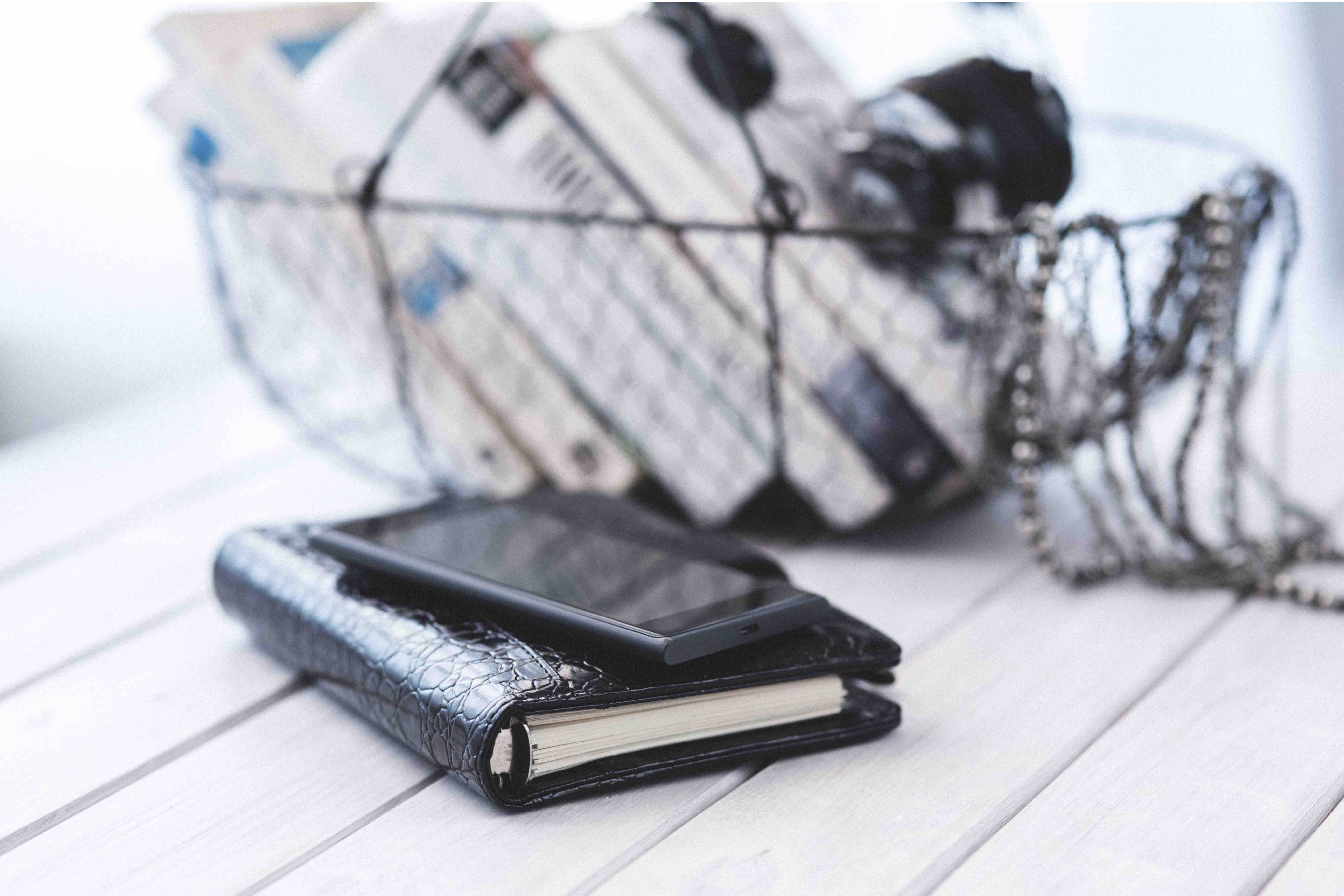 beautiful tree-in-the-middle-of-a-field-covered-with-grass-with-the-tree-line-in-the-background